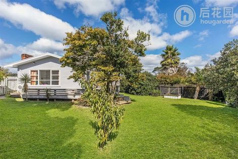 Photo of property in 15 Saffron Street, Birkdale, Auckland, 0626