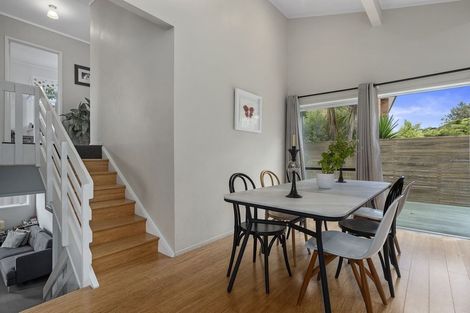 Photo of property in 3 Reynolds Place, Torbay, Auckland, 0630