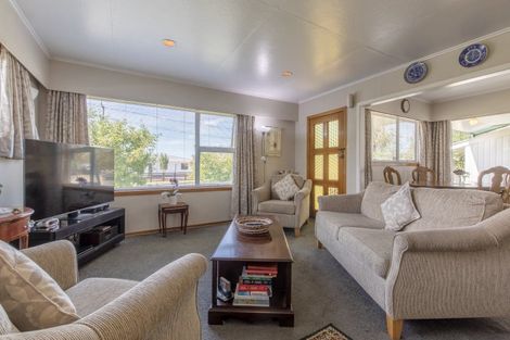 Photo of property in 19 Woburn Street, Waipukurau, 4200