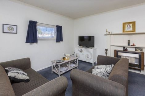 Photo of property in 1/483 Fergusson Drive, Trentham, Upper Hutt, 5018