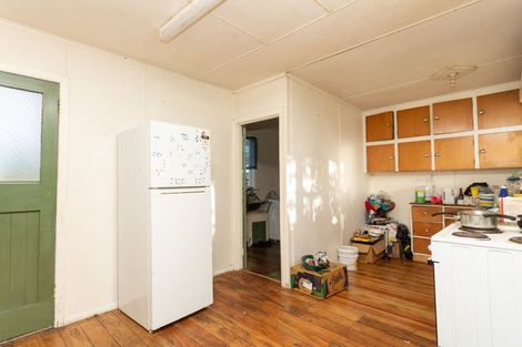 Photo of property in 14 Trafalgar Street, Dannevirke, 4930