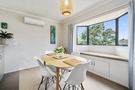 Photo of property in 14 Frances Street, Waikanae Beach, Waikanae, 5036