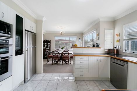 Photo of property in 5 Grace Crescent, Richmond Heights, Taupo, 3330