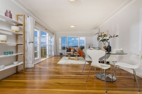 Photo of property in 86 Shetland Street, Glen Eden, Auckland, 0602