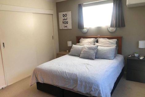 Photo of property in 160 Bartholomew Road, Levin, 5510