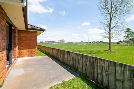 Photo of property in 23 Chadwick Place, Rototuna North, Hamilton, 3210