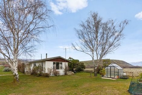 Photo of property in 2182 Tarras-cromwell Road, Tarras, Cromwell, 9383