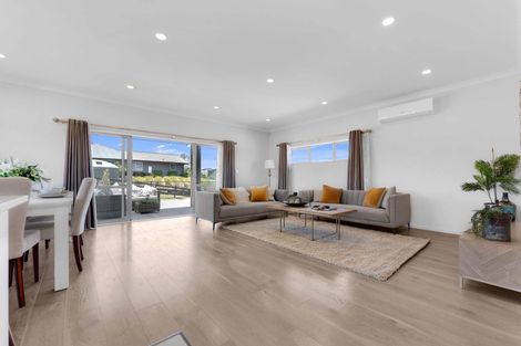 Photo of property in 9 Mclachlan Way, Pokeno, 2471