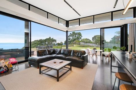 Photo of property in 22 East Point, Manly, Whangaparaoa, 0930