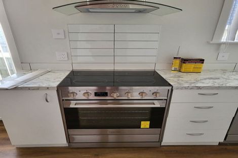 Photo of property in 4a Ngahina Street, Paraparaumu, 5032