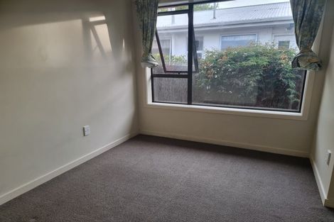 Photo of property in 4 Oakfield Street, Burnside, Christchurch, 8053