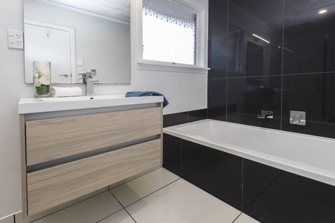 Photo of property in 9 Wendover Street, Bishopdale, Christchurch, 8053