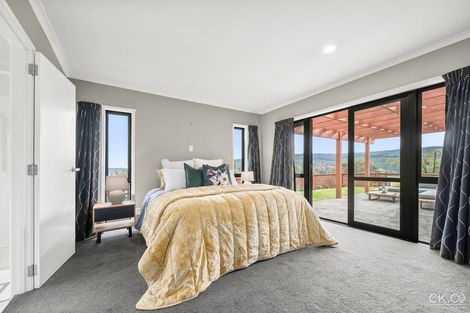 Photo of property in 3 Streets Way, Timberlea, Upper Hutt, 5018