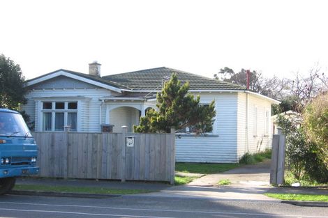 Photo of property in 27 Wood Street, Takaro, Palmerston North, 4410