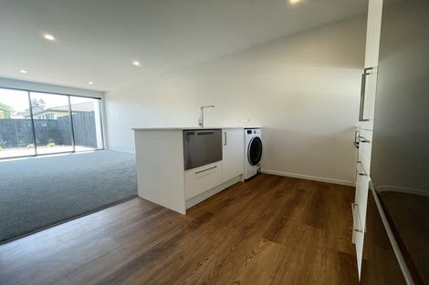 Photo of property in 2/10 Tonga Place, Riccarton, Christchurch, 8041