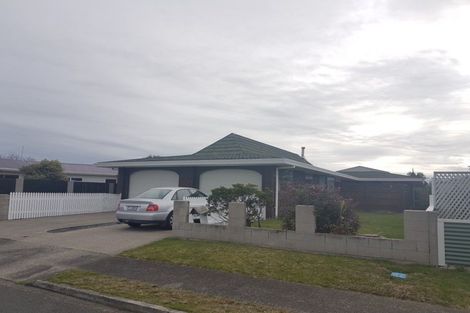 Photo of property in 11 Gobray Crescent, Mount Maunganui, 3116