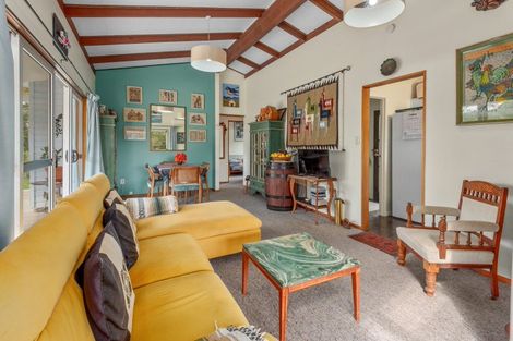 Photo of property in 65 Main Road, Kauri, Kamo, 0185