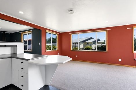 Photo of property in 32 Dieffenbach Street, Opunake, 4616