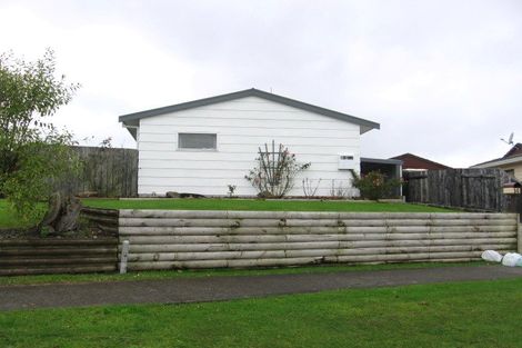 Photo of property in 14 Cargill Grove, Kelvin Grove, Palmerston North, 4414