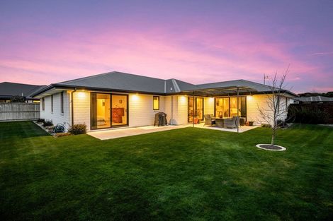 Photo of property in 44 Beachvale Drive, Kaiapoi, 7630