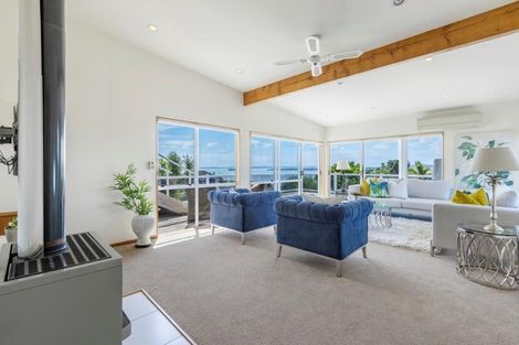 Photo of property in 193 Sandspit Road, Shelly Park, Auckland, 2014