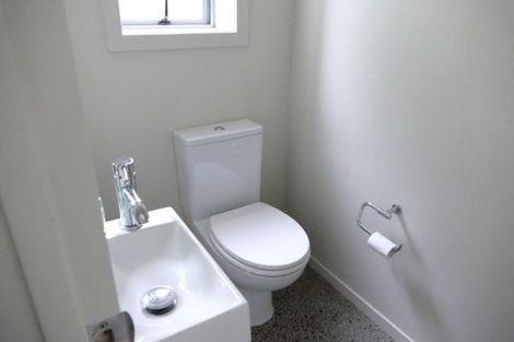 Photo of property in 630 Beach Road, Browns Bay, Auckland, 0630