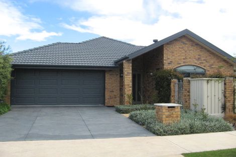 Photo of property in 14 Richard Seddon Drive, Northwood, Christchurch, 8051