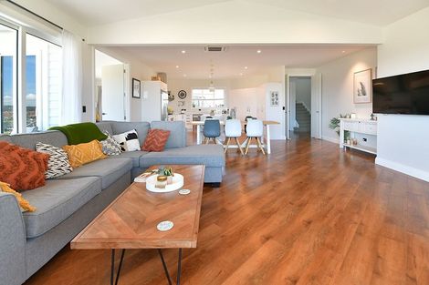 Photo of property in 16 Palm View Terrace, Gulf Harbour, Whangaparaoa, 0930