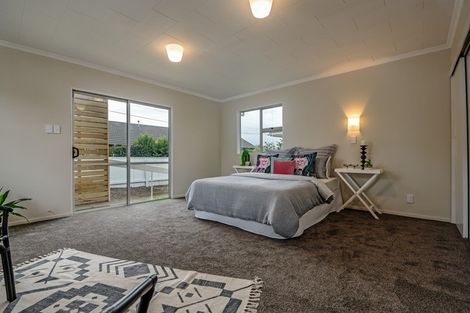 Photo of property in 5 Sutherland Crescent, Westbrook, Palmerston North, 4412