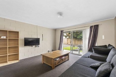 Photo of property in 2/46 May Street, Hamilton East, Hamilton, 3216