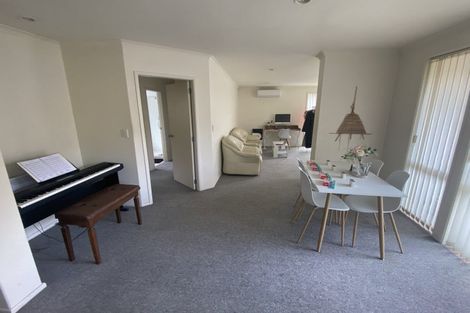 Photo of property in 199 Old Farm Road, Hamilton East, Hamilton, 3216