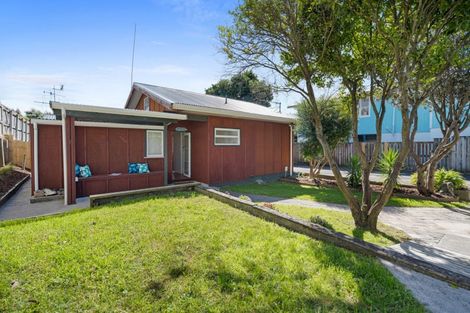 Photo of property in 1142b Papamoa Beach Road, Papamoa Beach, Papamoa, 3118