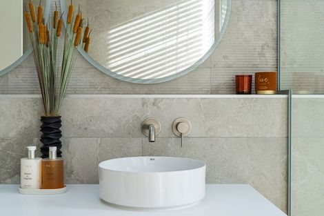 Photo of property in 16 Mccaw Mews, Wanaka, 9305