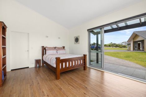 Photo of property in 15 Magnolia Tree Way, Kerikeri, 0294
