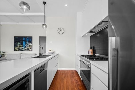 Photo of property in 45 Formby Avenue, Point Chevalier, Auckland, 1022