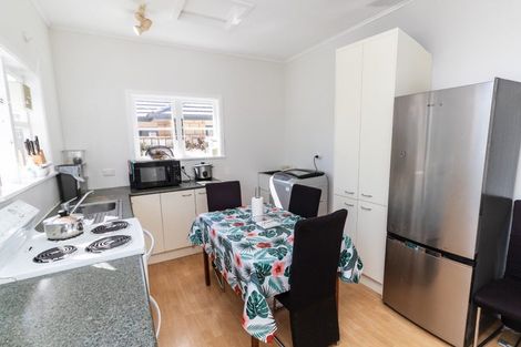 Photo of property in 49 Waiwhetu Road, Waiwhetu, Lower Hutt, 5010