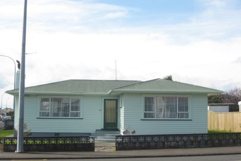 Photo of property in 55 Morley Street, New Plymouth, 4310