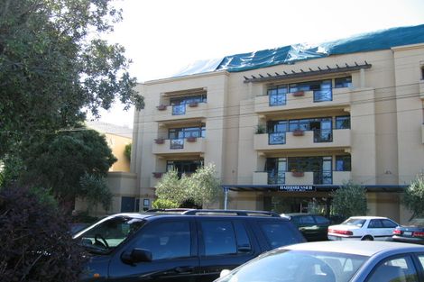 Photo of property in 3a/7-11 Bute Road, Browns Bay, Auckland, 0630