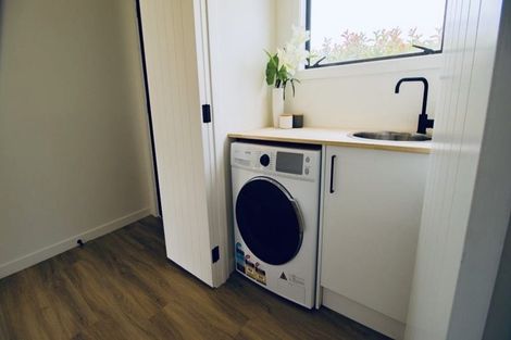 Photo of property in 27 Cutten Street, South Dunedin, Dunedin, 9012