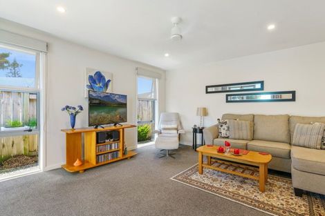Photo of property in 1 Westhill Lane, Papamoa Beach, Papamoa, 3118