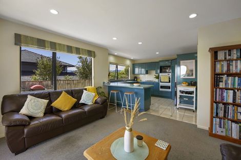 Photo of property in 31 The Masthead, Whitby, Porirua, 5024