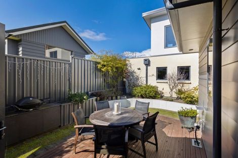 Photo of property in 4 Oregon Drive, Kelvin Heights, Queenstown, 9300