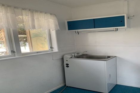 Photo of property in 46 Castleford Street, Green Bay, Auckland, 0604