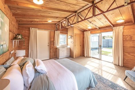 Photo of property in 133 Karaka Street, Castlecliff, Whanganui, 4501