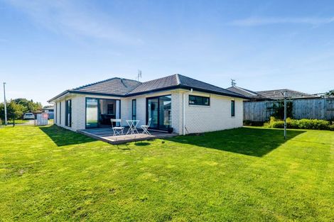 Photo of property in 3 Tangaroa Street, Waitara, 4320