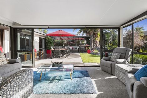 Photo of property in 24 Carribean Place, Papamoa Beach, Papamoa, 3118