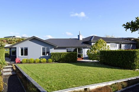 Photo of property in 18 Katania Heights, Brightwater, 7022