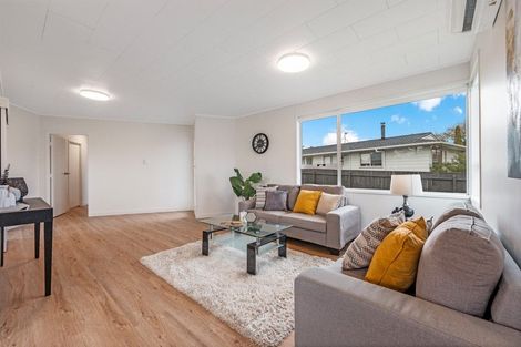 Photo of property in 11 Murillo Place, Henderson, Auckland, 0612