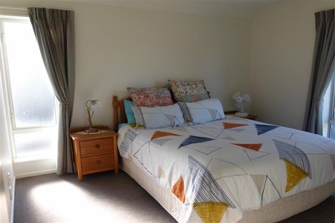 Photo of property in 21 Pavilion Crescent, Hillmorton, Christchurch, 8024