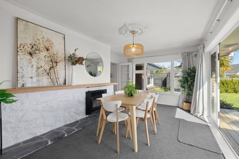 Photo of property in 27 Barclay Place, Burwood, Christchurch, 8061
